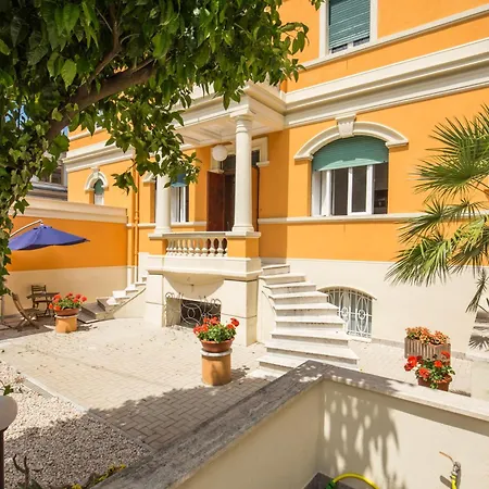 Alojamento de Acomodação e Pequeno-almoço Relais La Torretta Roma